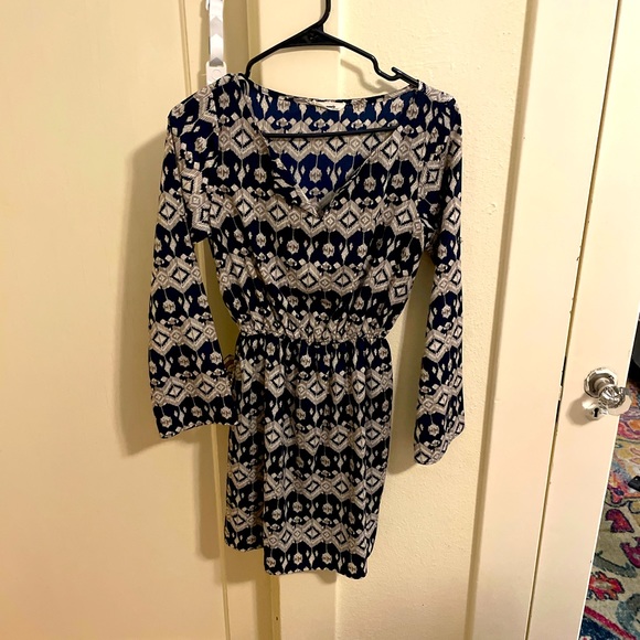 Caramela Long-sleeve Navy Blue & Beige Dress - Fits size 4 - Picture 1 of 2